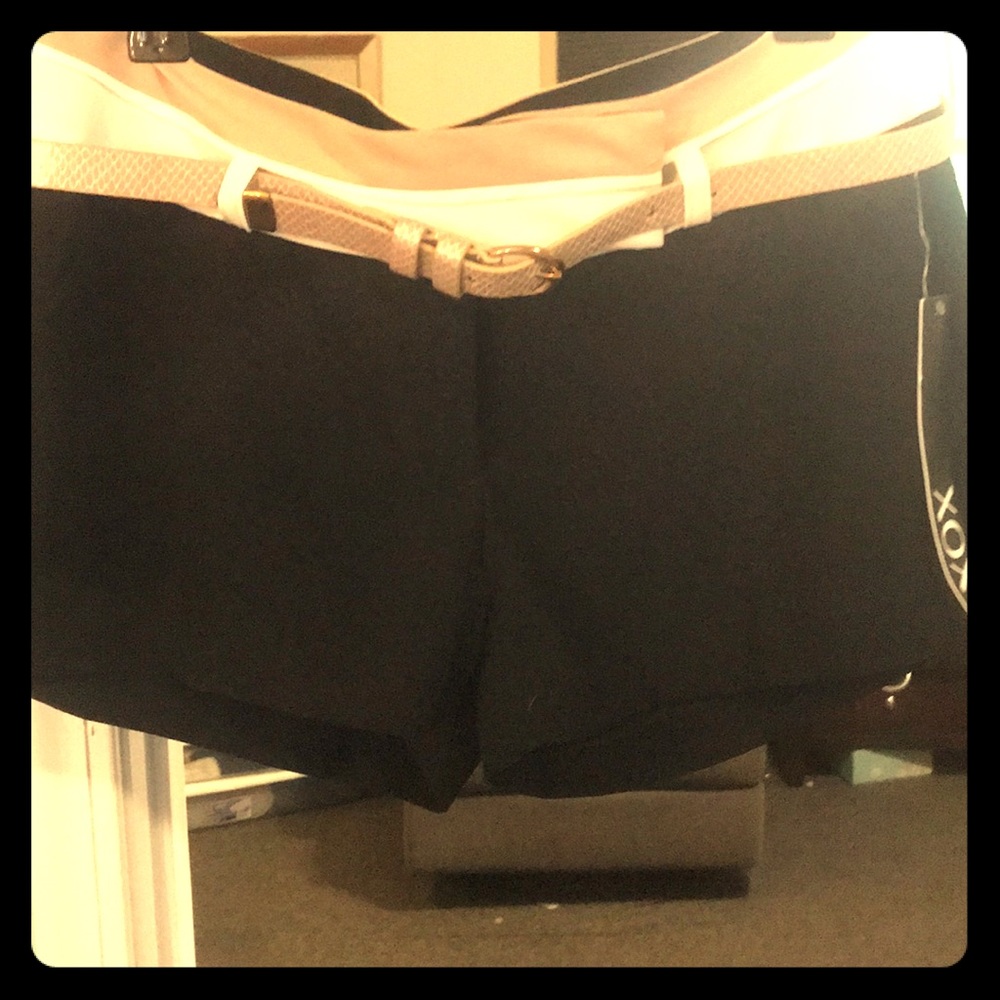 XOXO shorts with belt